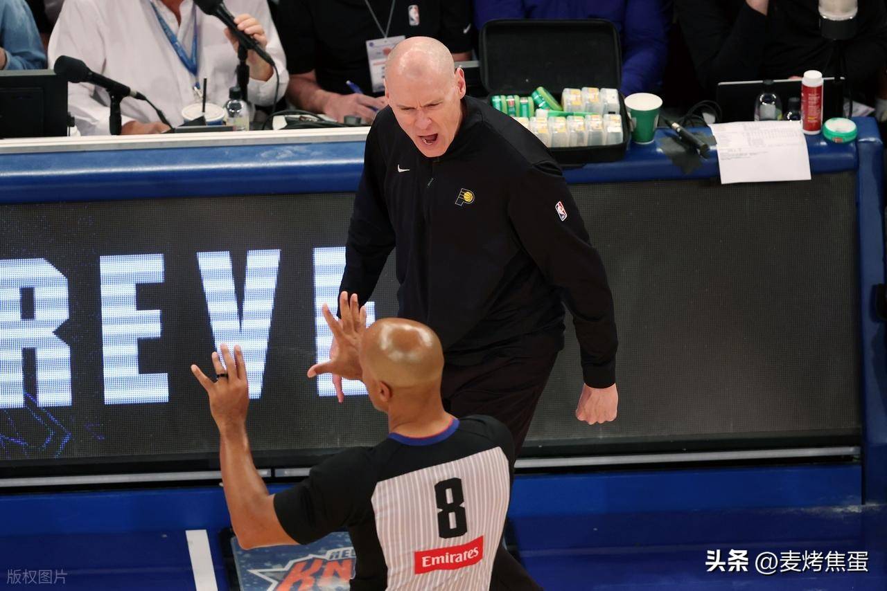 开云APP-包含步行者主场不敌马刺,季后赛资格恐有波折的词条