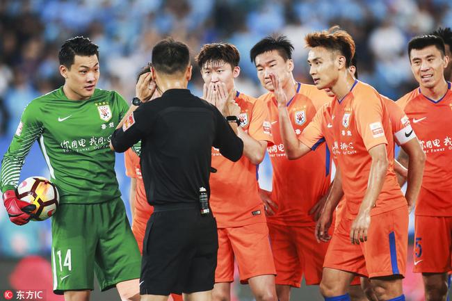 山东鲁能客场大胜大连一方，继续保持势头的简单介绍