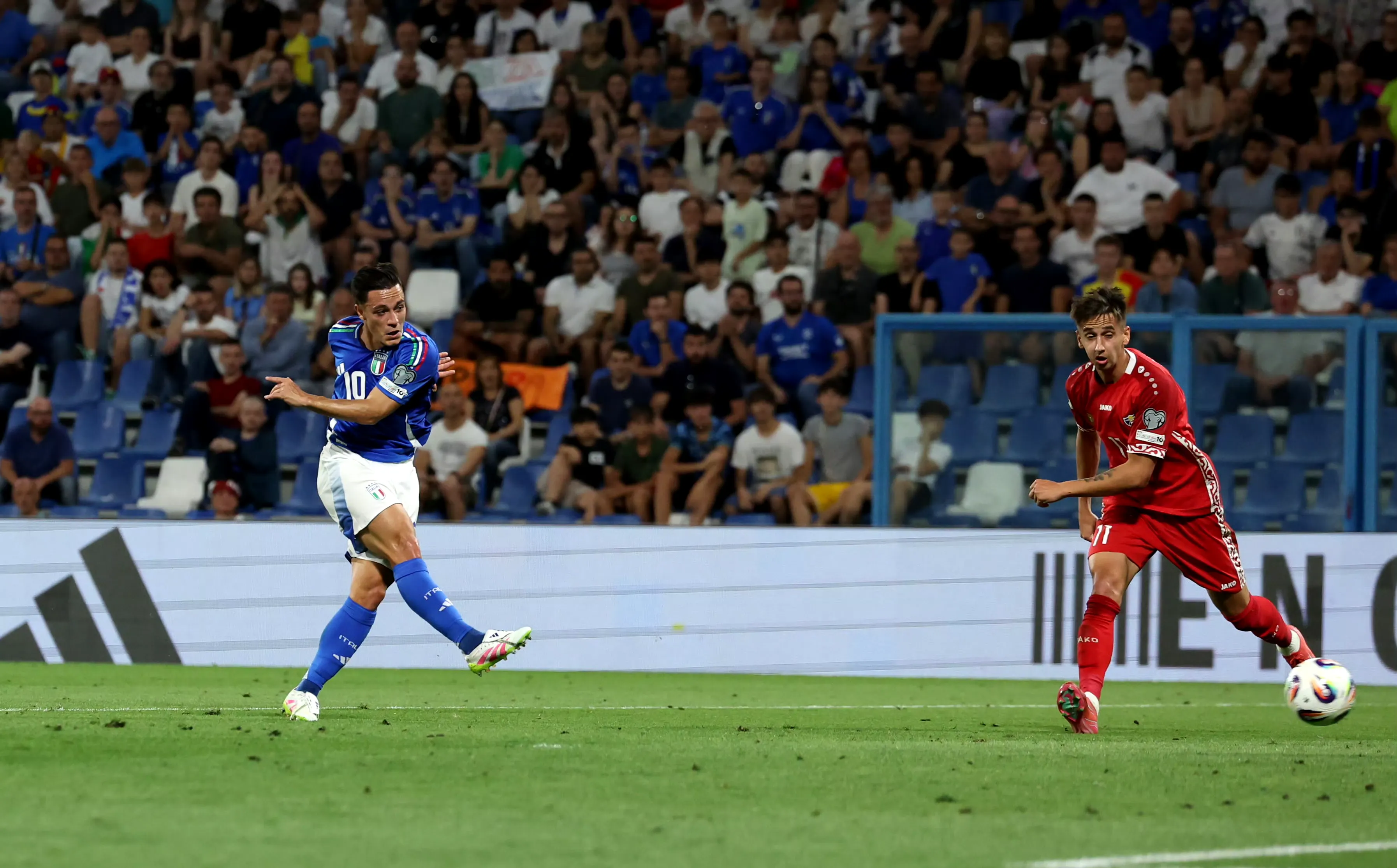 意大利男篮突破强围，取得奥运胜利