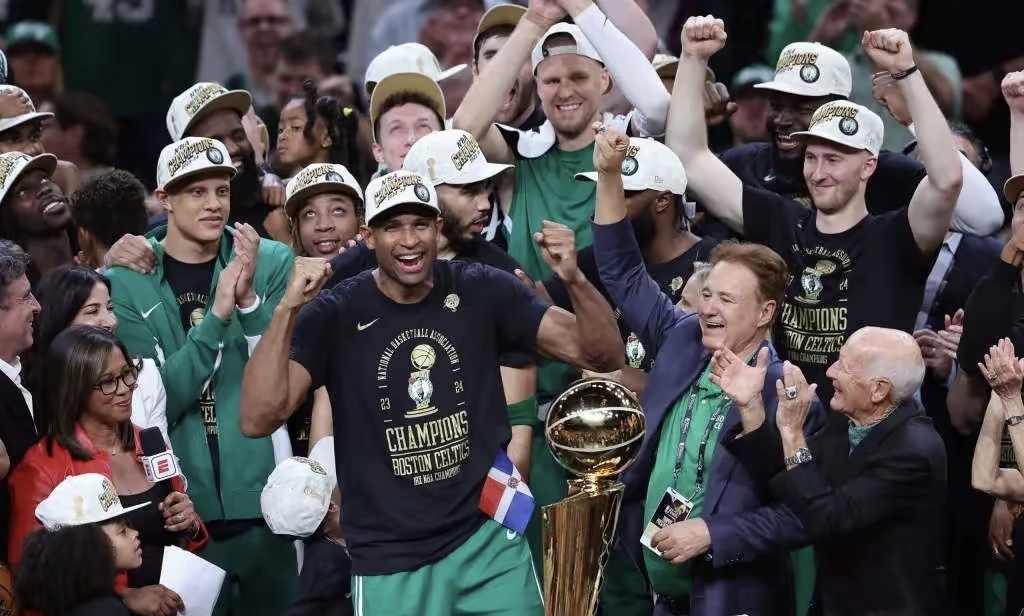 包含凯尔特人队核心发挥稳定队内氛围向好的词条 包含凯尔特人队核心发挥稳定队内氛围向好的词条