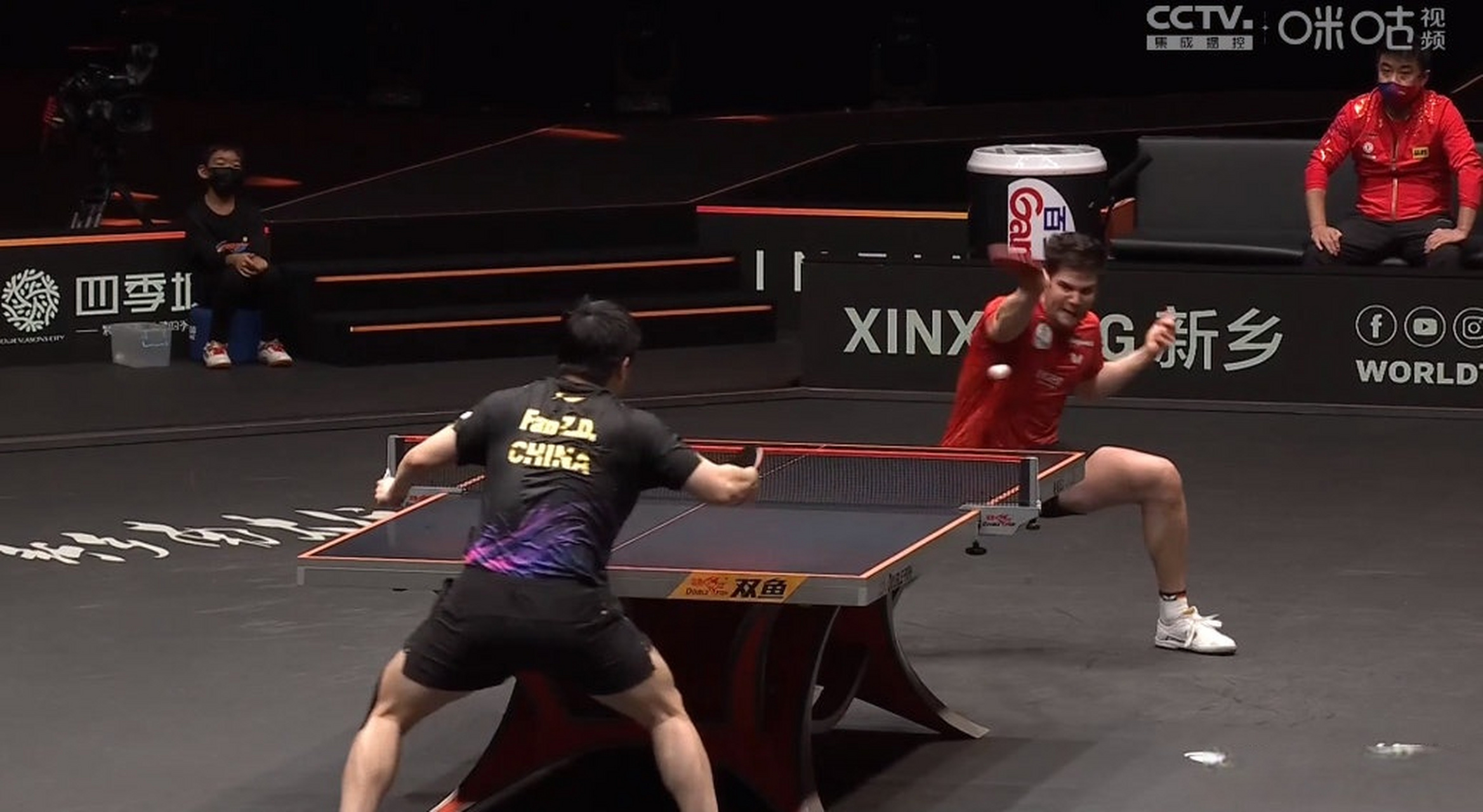 开云体育中国-中国队鏖战韩国队，奥恰洛夫高光表现