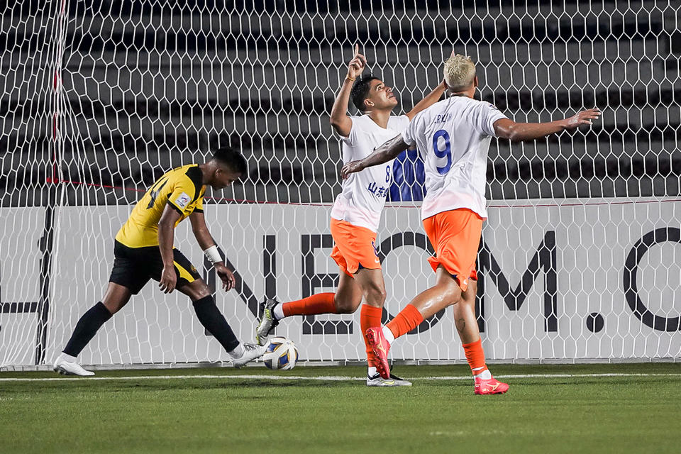 开云体育官网-印度队轻取泰国队，黄鸭组合统治全场