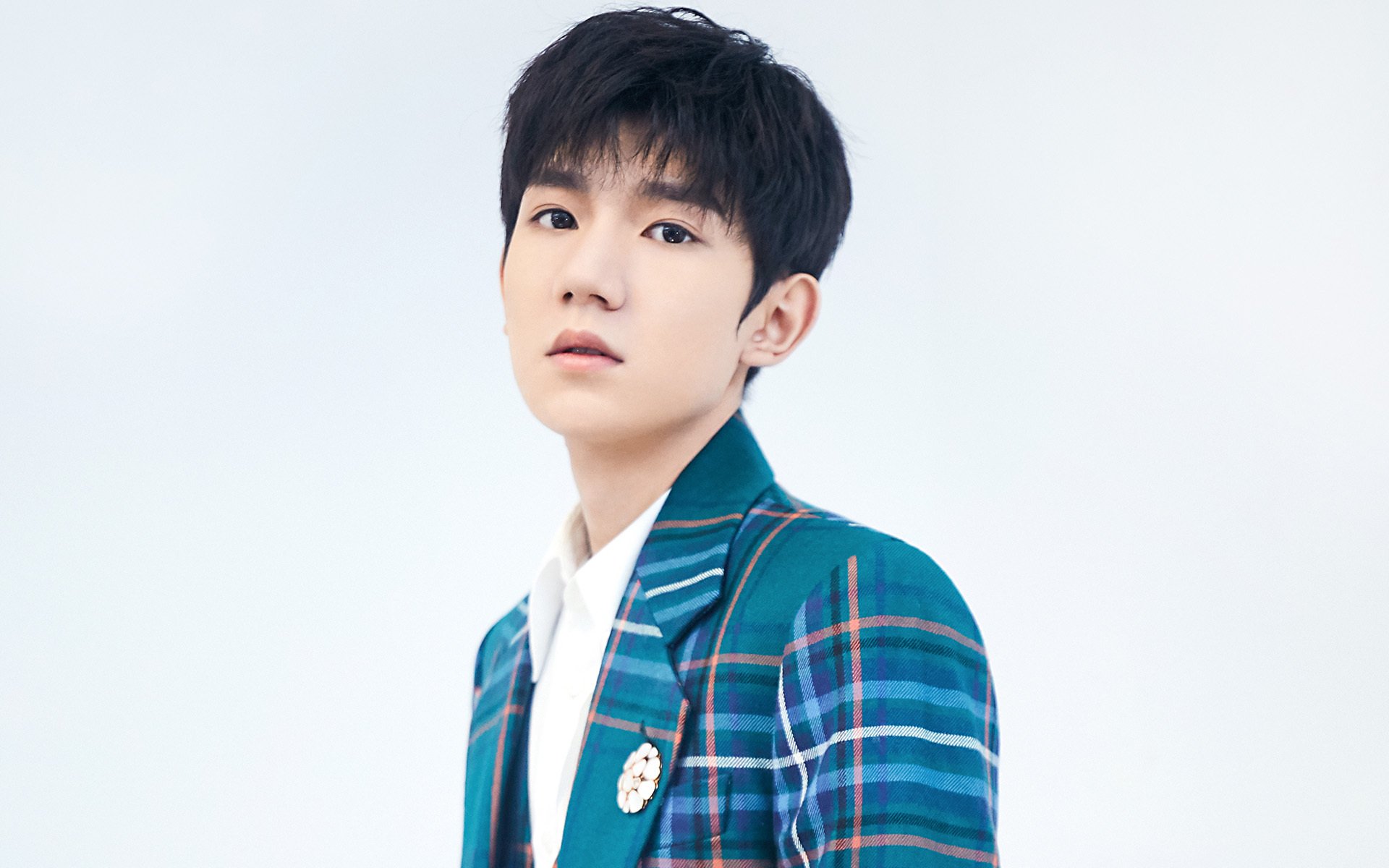 开云平台-篮网淘汰国王晋级总决赛,欧文总决赛接管比赛,铸就传奇之夜