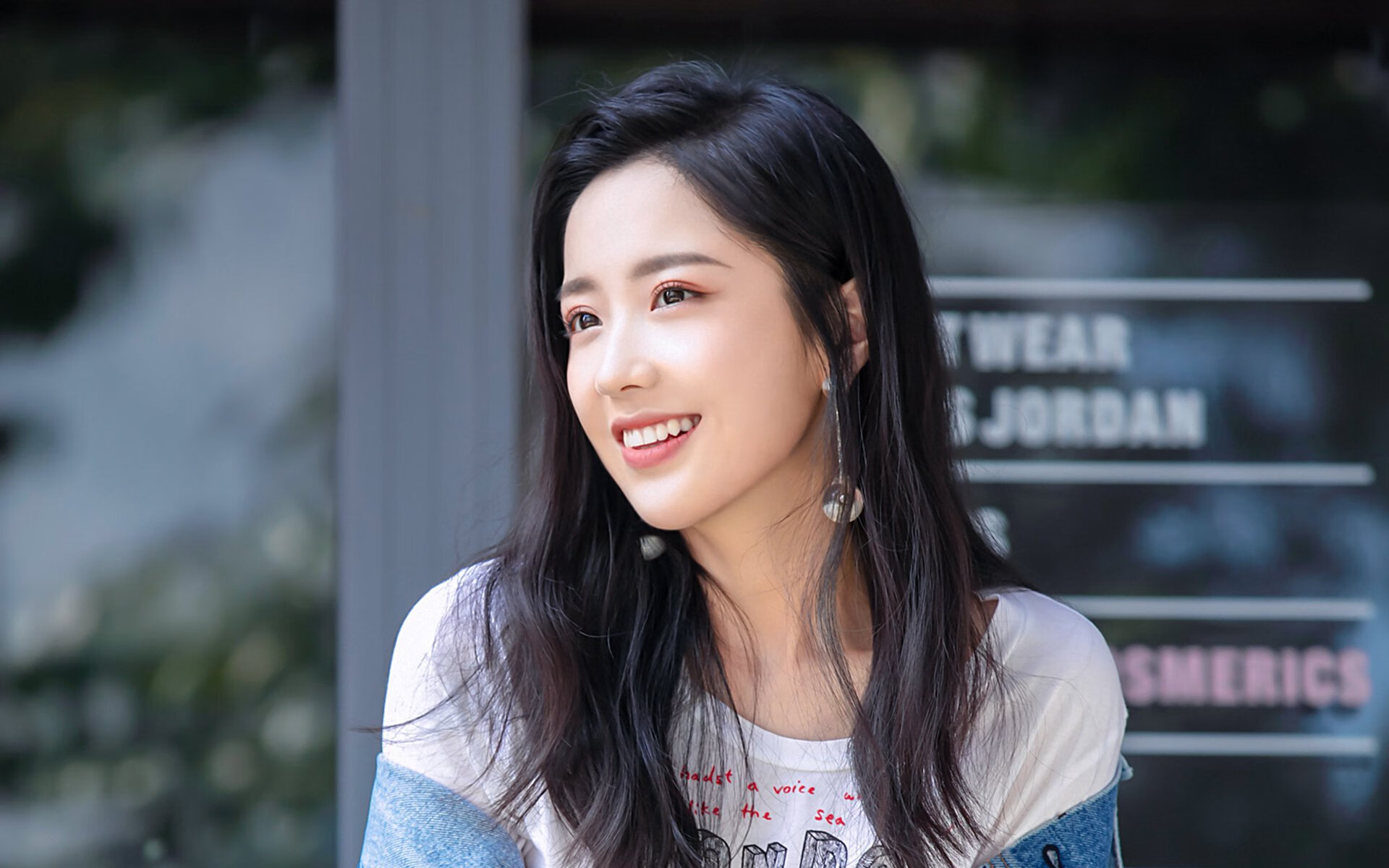 降维打击,当北欧风暴席卷亚欧走廊—论哈兰德对中土之战的隐喻影响