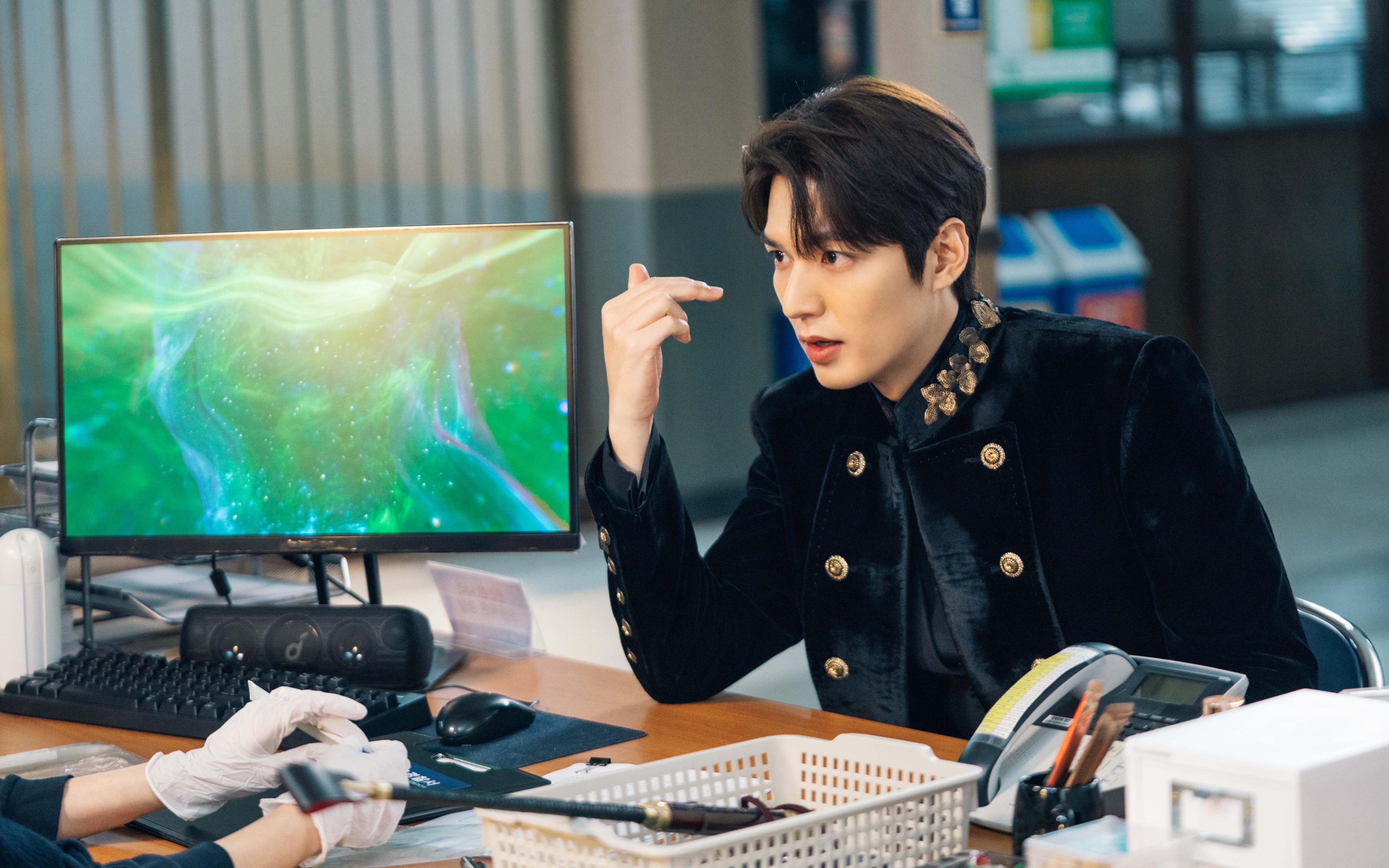 当东方铁壁遇上西岸魔术师，上海队的体系制霸与哈利伯顿的舞台定律