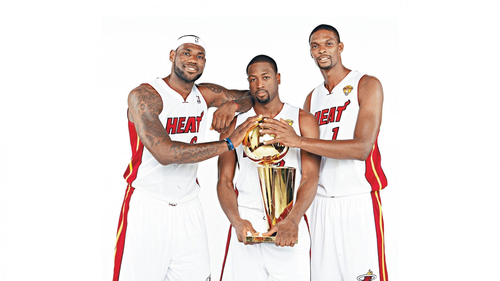 欧战烽火点燃德甲悬念，切尔西力克里昂，拜仁多特隔空角力