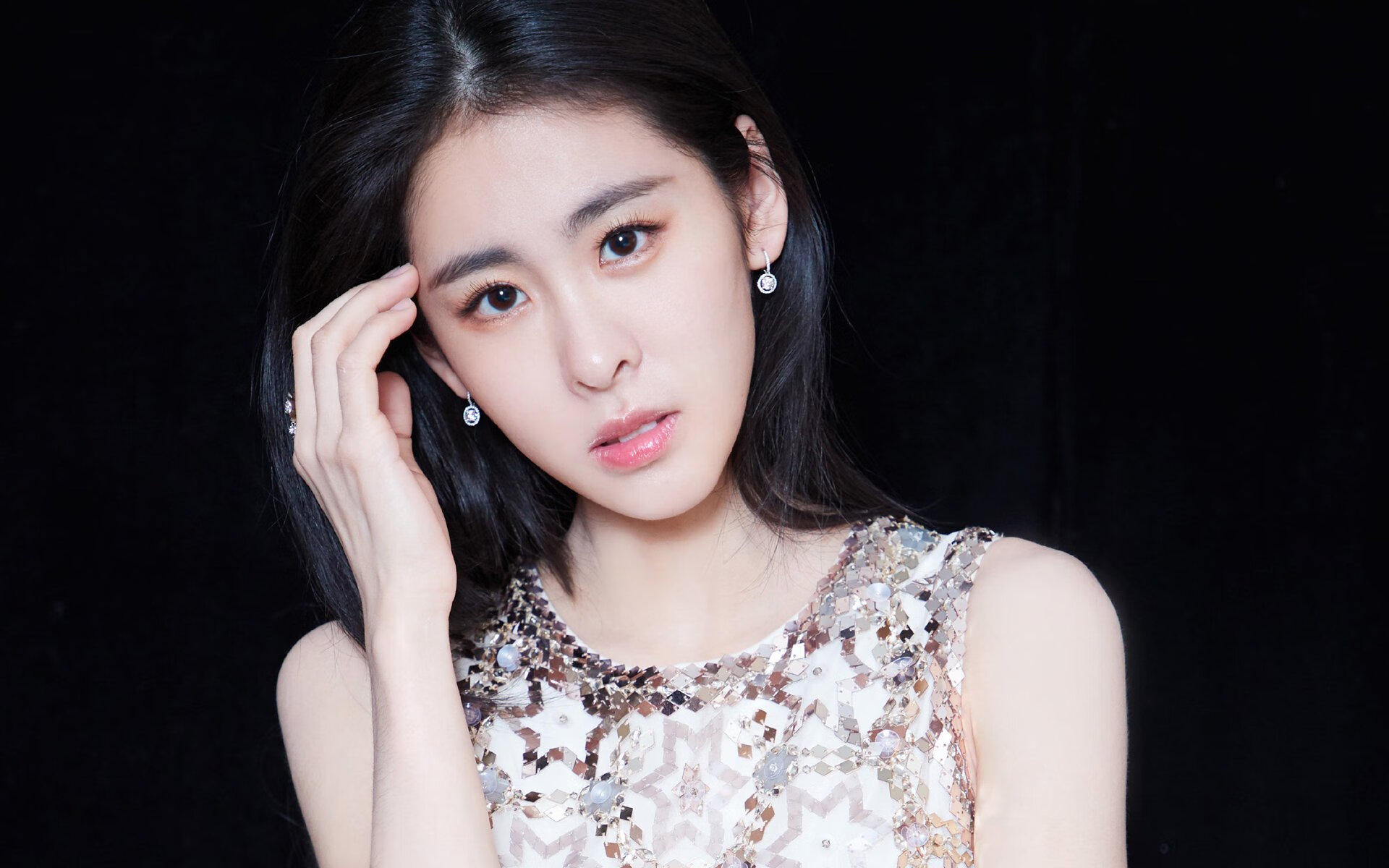 重塑浮岛,锡安关键时刻改写比赛定义,山西轻取篮网的非典型胜利报告